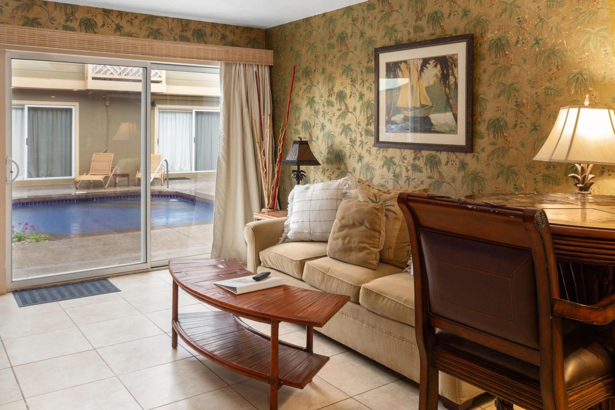 Lotus Suite, 1 Bedroom, Sleeps 4, Pool & Bbq, Pre-Renovation Summer Sale Kihei Exteriér fotografie