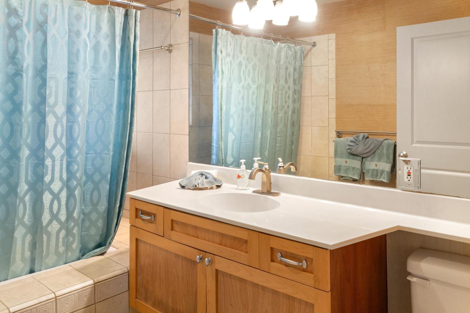 Lotus Suite, 1 Bedroom, Sleeps 4, Pool & Bbq, Pre-Renovation Summer Sale Kihei Exteriér fotografie